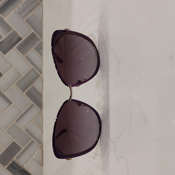 Dolce & Gabbana (D&G) women's sunglasses - Picture 2 of 9